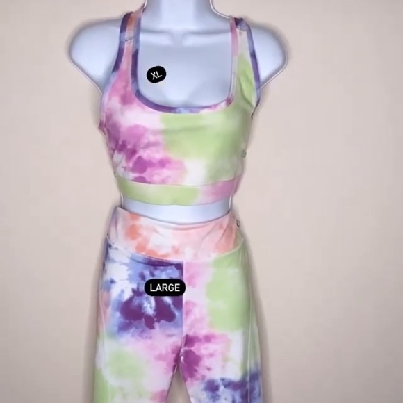 Workout 2 piece - Picture 1 of 1